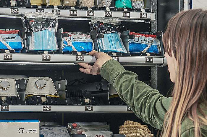 La Revolución 24/7: Cómo las Dispensadoras Automáticas de EPP reducen el ausentismo y el tiempo muerto
